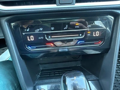 2025 Volkswagen Taos 1.5T SE