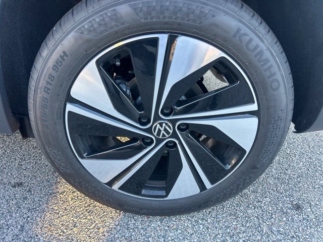2027 Volkswagen Taos 1.5T SE
