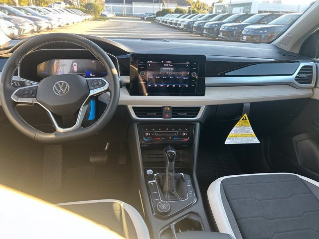 2027 Volkswagen Taos 1.5T SE