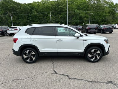 2024 Volkswagen Taos 1.5T SE