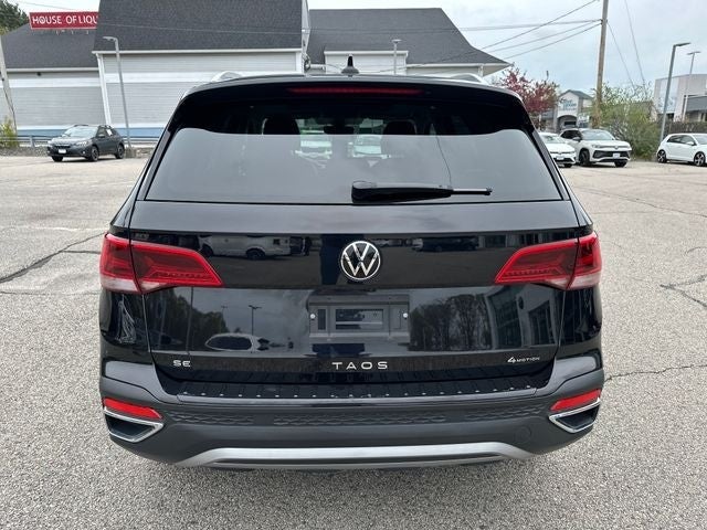2024 Volkswagen Taos 1.5T SE