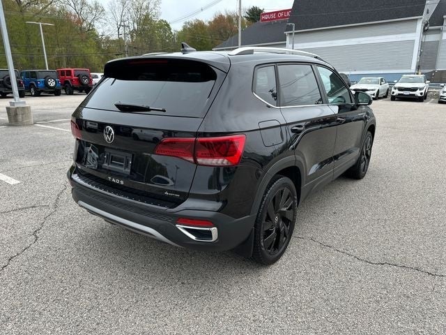 2024 Volkswagen Taos 1.5T SE
