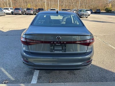 2026 Volkswagen Jetta 1.5T SE