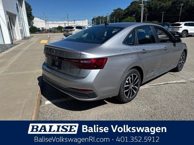 2027 Volkswagen Jetta 1.5T SE