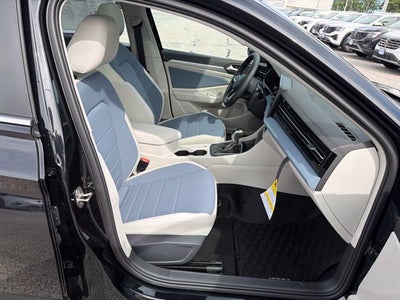 2027 Volkswagen Jetta SE FWD