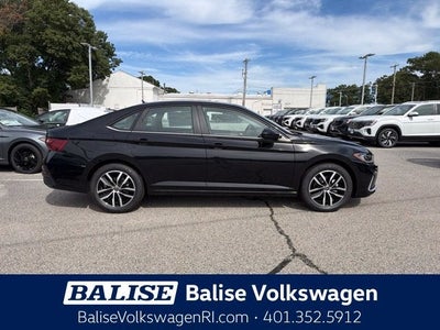 2027 Volkswagen Jetta SE FWD