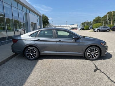 2025 Volkswagen Jetta 1.5T SE