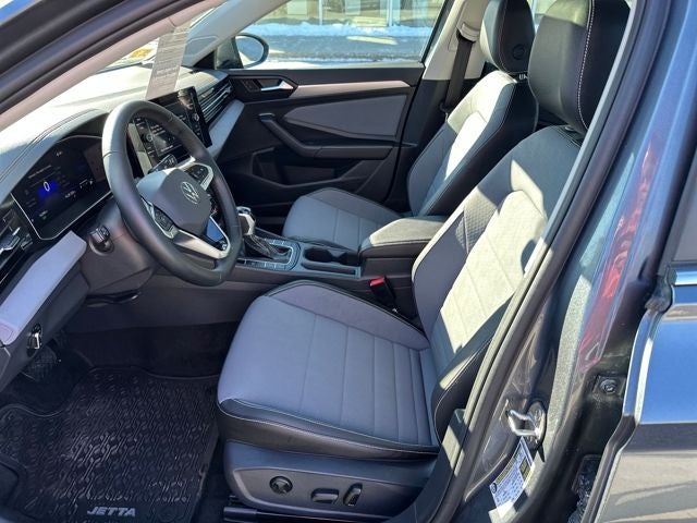 2025 Volkswagen Jetta 1.5T SE