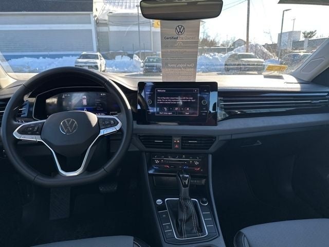 2025 Volkswagen Jetta 1.5T SE