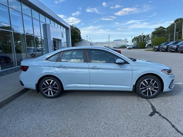 2025 Volkswagen Jetta 1.5T SE