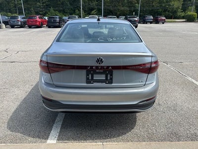 2025 Volkswagen Jetta 1.5T SE