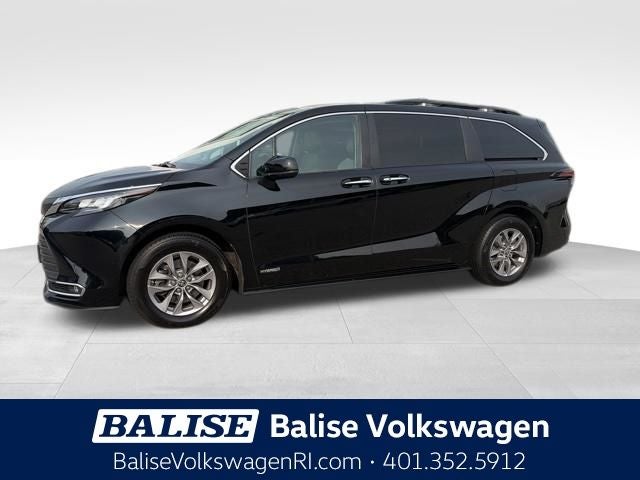2021 Toyota Sienna XLE 7 Passenger
