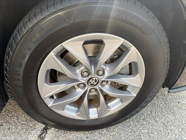 2021 Toyota Sienna XLE 7 Passenger
