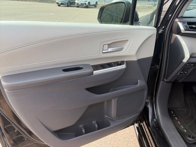 2021 Toyota Sienna XLE 7 Passenger