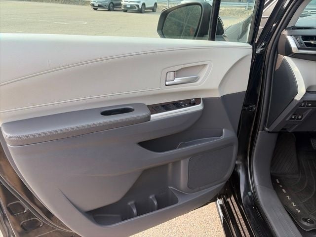 2021 Toyota Sienna XLE 7 Passenger
