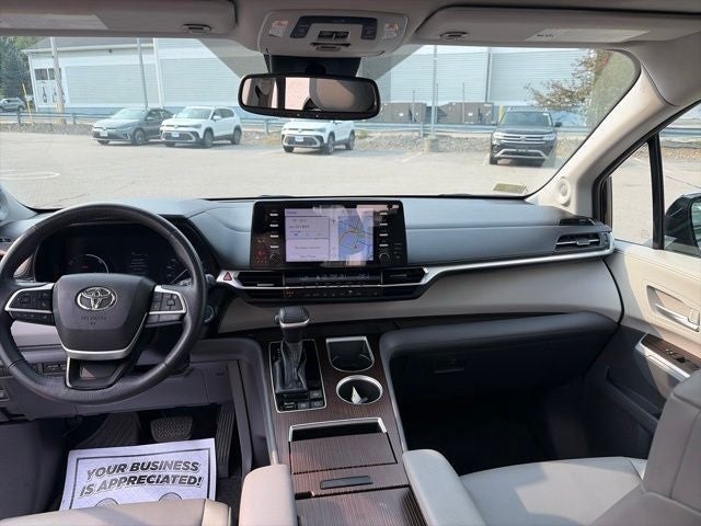 2021 Toyota Sienna XLE 7 Passenger