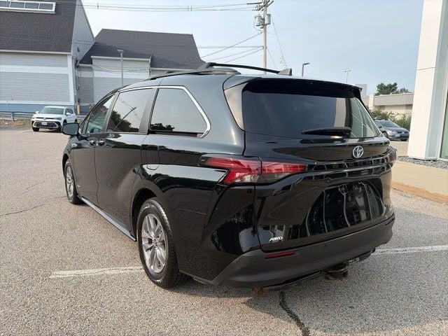 2021 Toyota Sienna XLE 7 Passenger