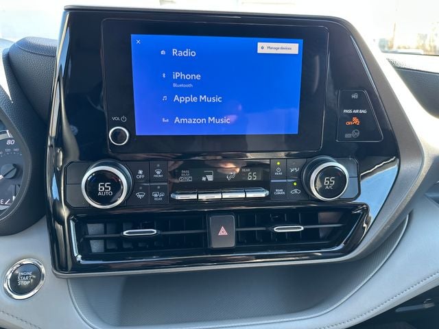 2023 Toyota Highlander LE