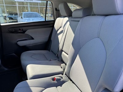 2023 Toyota Highlander LE