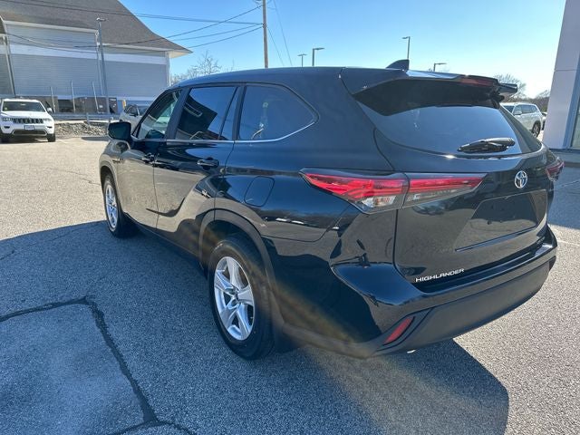 2023 Toyota Highlander LE