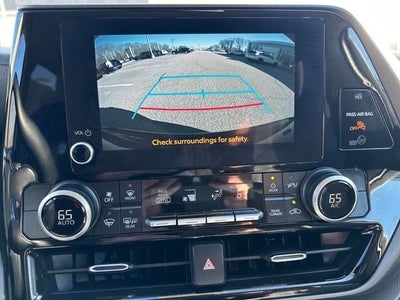 2023 Toyota Highlander LE