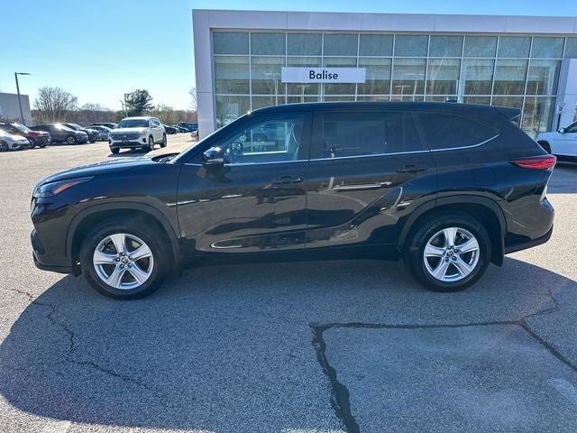 2023 Toyota Highlander LE