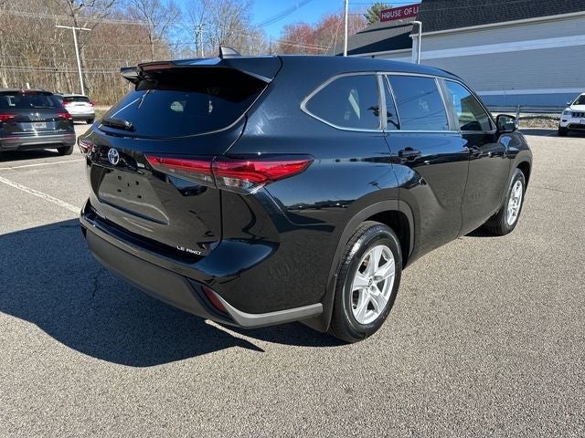 2023 Toyota Highlander LE