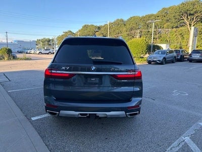 2022 BMW X7 xDrive40i