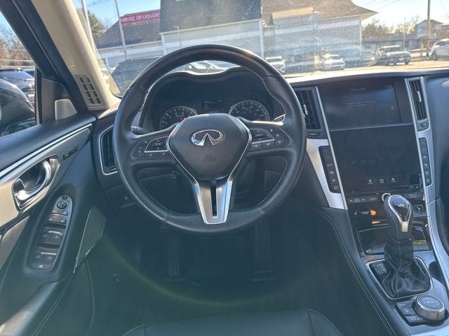 2022 INFINITI Q50 LUXE