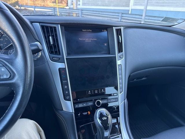 2022 INFINITI Q50 LUXE