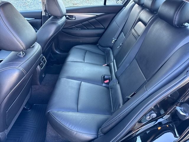 2022 INFINITI Q50 LUXE