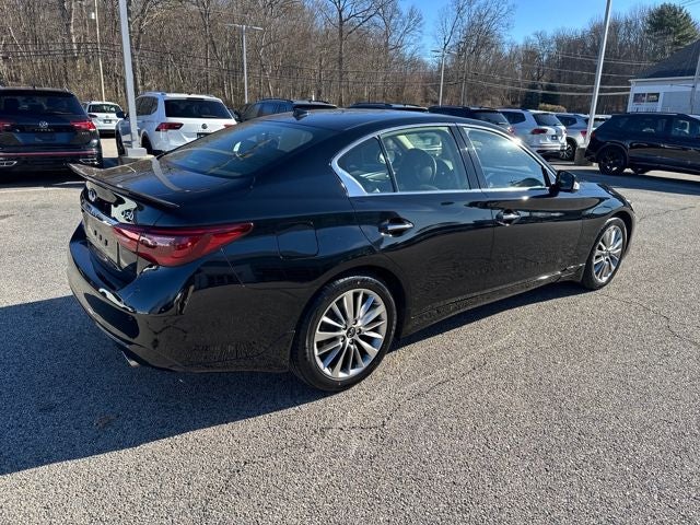 2022 INFINITI Q50 LUXE