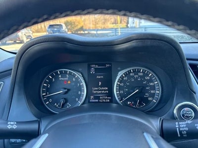 2022 INFINITI Q50 LUXE