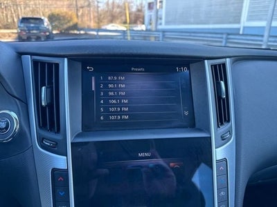 2022 INFINITI Q50 LUXE