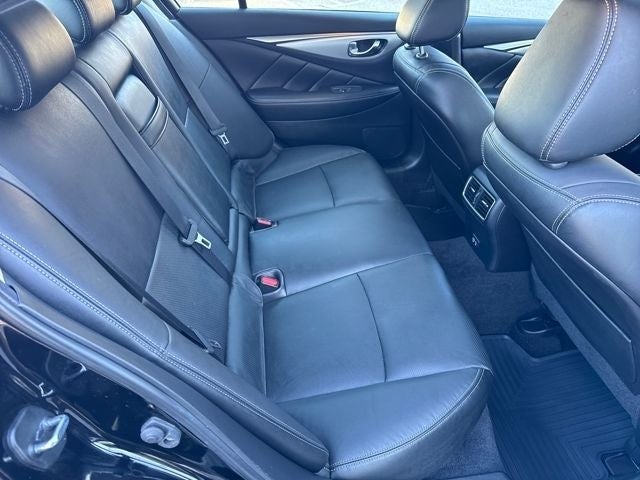 2022 INFINITI Q50 LUXE