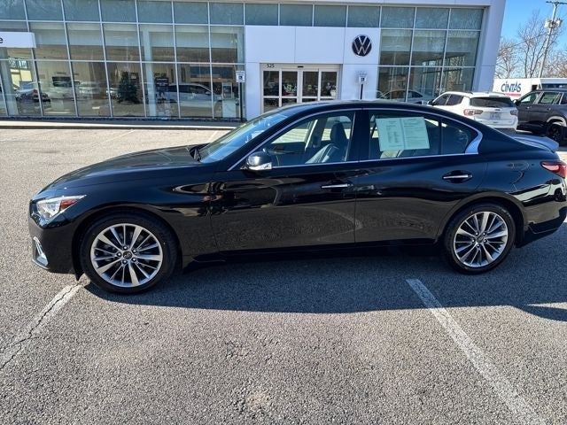 2022 INFINITI Q50 LUXE