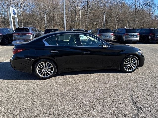 2022 INFINITI Q50 LUXE