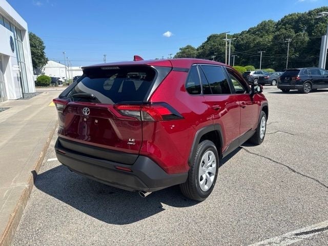 2024 Toyota RAV4 LE