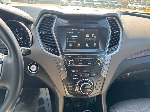 2018 Hyundai Santa Fe SE