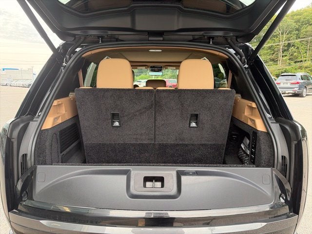2025 Land Rover Range Rover SE LWB