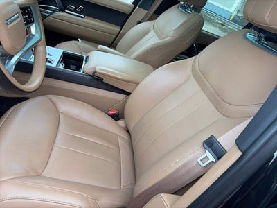 2025 Land Rover Range Rover SE LWB