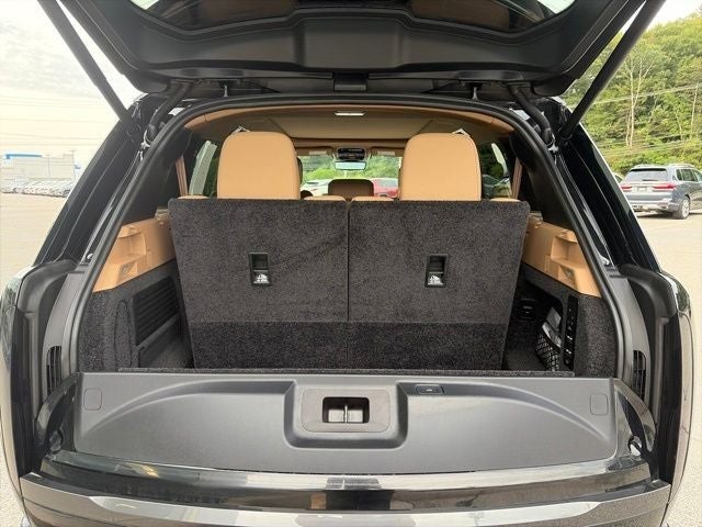 2025 Land Rover Range Rover SE LWB