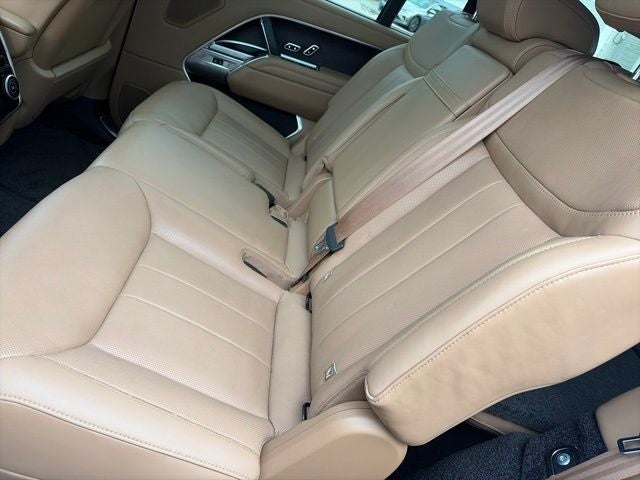 2025 Land Rover Range Rover SE LWB