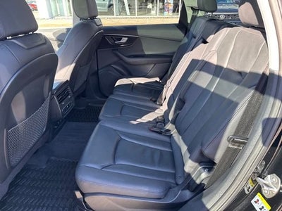 2023 Audi Q7 55 Premium quattro