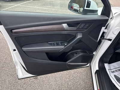 2023 Audi Q5 45 S line Premium quattro