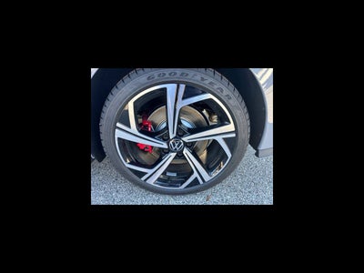 2026 Volkswagen Golf GTI SE
