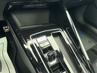 2026 Volkswagen Golf R 2.0T