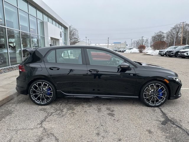 2026 Volkswagen Golf R 2.0T