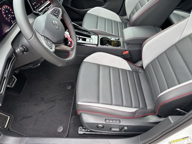 2025 Volkswagen Golf GTI 2.0T Autobahn