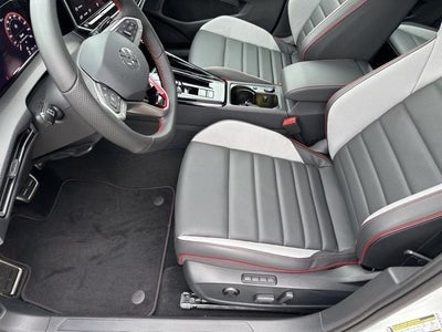 2025 Volkswagen Golf GTI 2.0T Autobahn